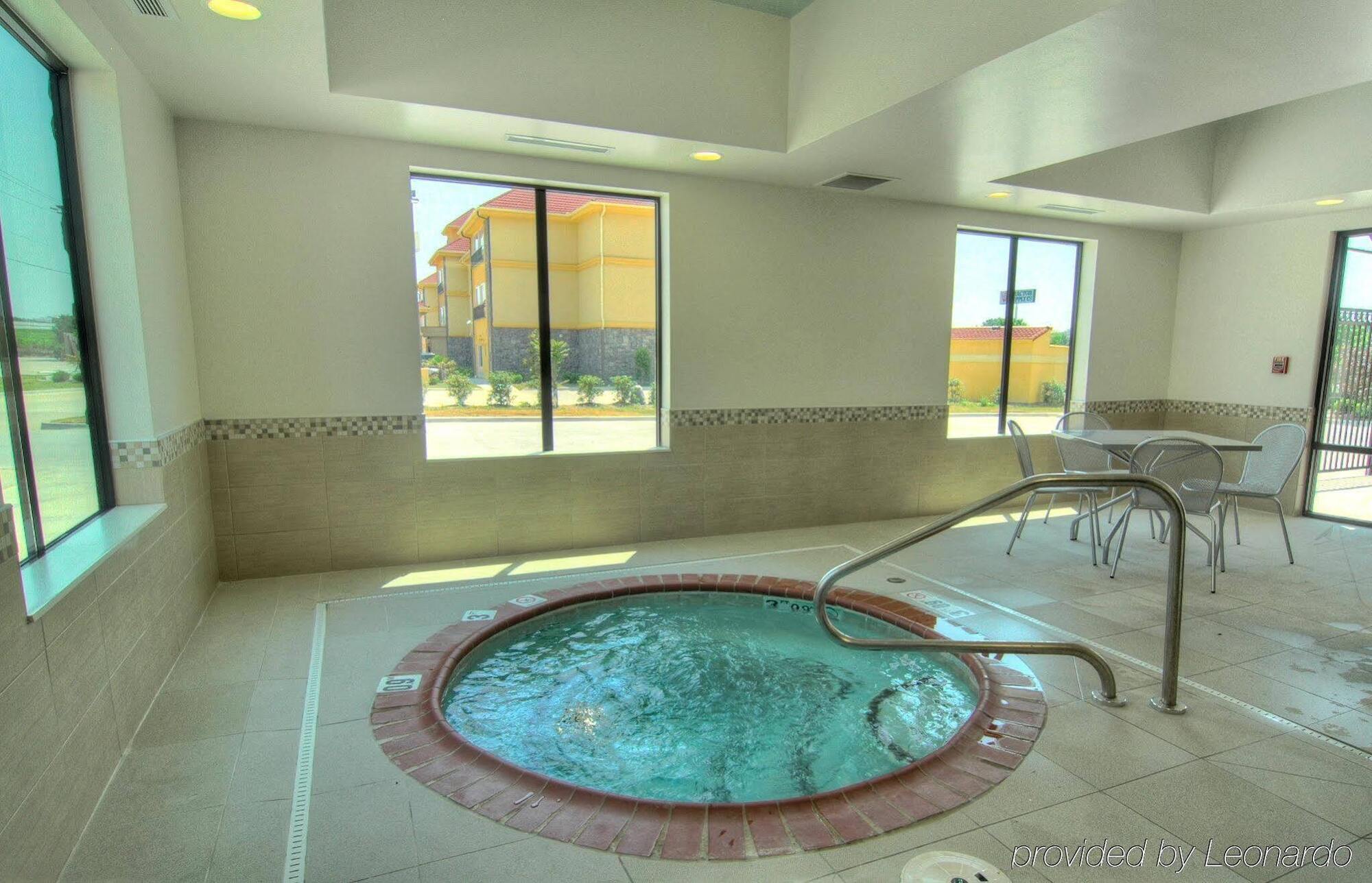 Holiday Inn Express Conway By Ihg מראה חיצוני תמונה